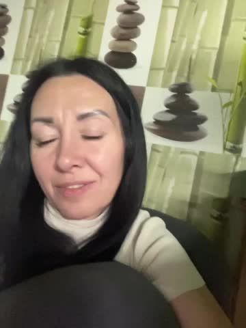 Karolina_Milf Live Sex March 23, 2026