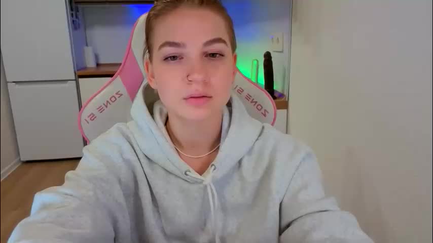 enjoyeverymoment_ Live Sex March 25, 2026