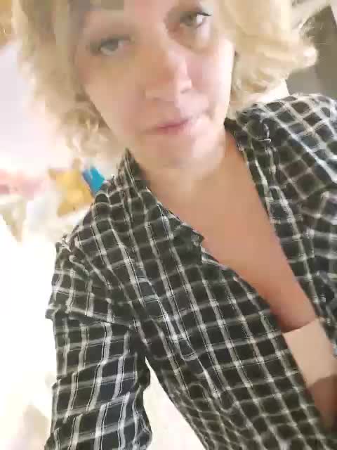 yuliia_3003 Live Sex March 25, 2026