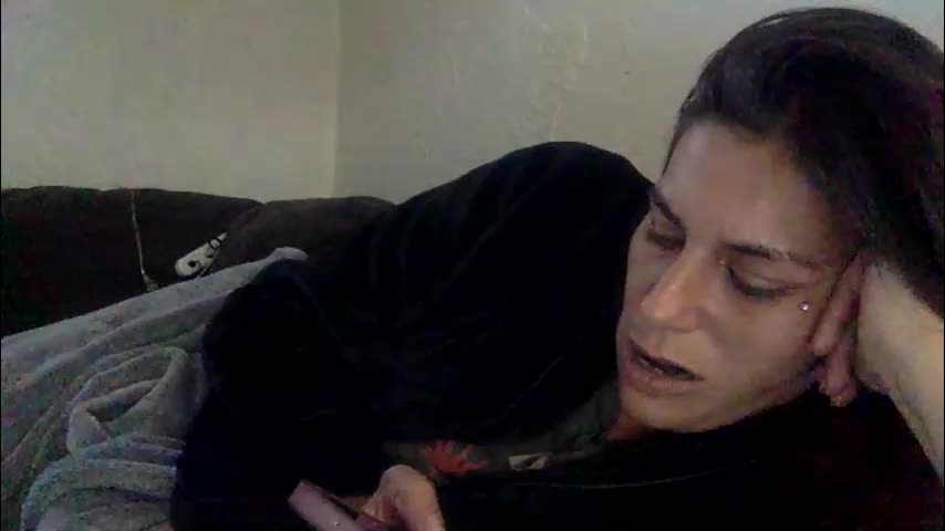 milfsfreaky69 Live Sex March 25, 2026