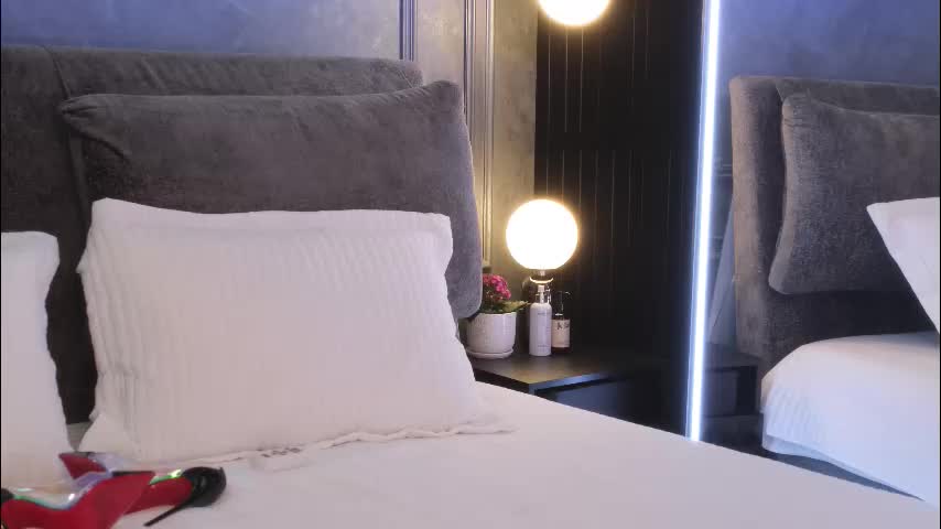 rikka_moore Live Sex March 25, 2026