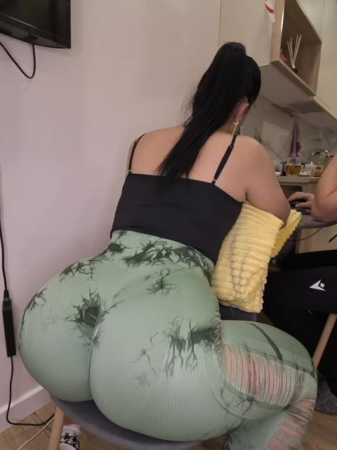 KissMyAss Live Sex March 25, 2026