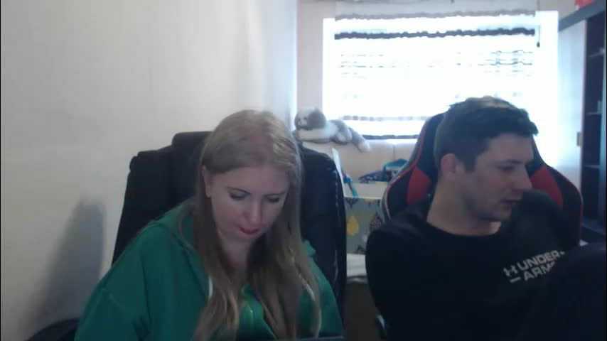 jenisandpeter Live Sex March 25, 2026
