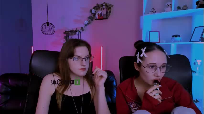 mona_cloud Live Sex March 25, 2026