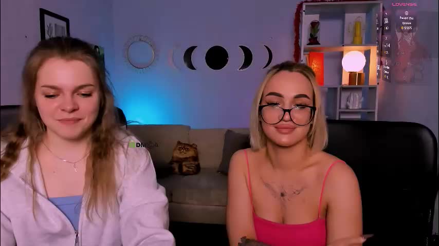 veronica_bubble Live Sex March 25, 2026
