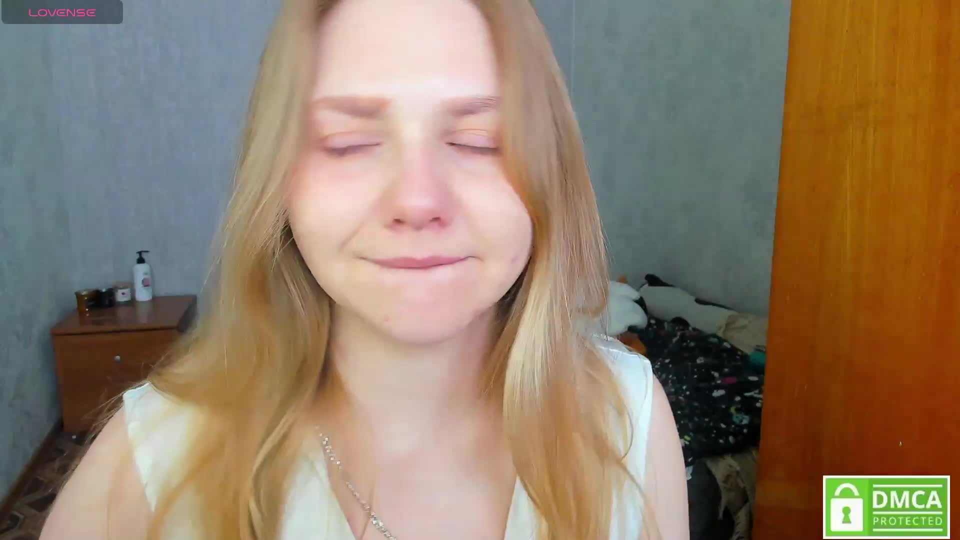 Emma-Frizea Live Sex March 27, 2026