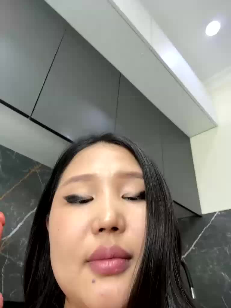 Yumikaa Live Sex March 27, 2026