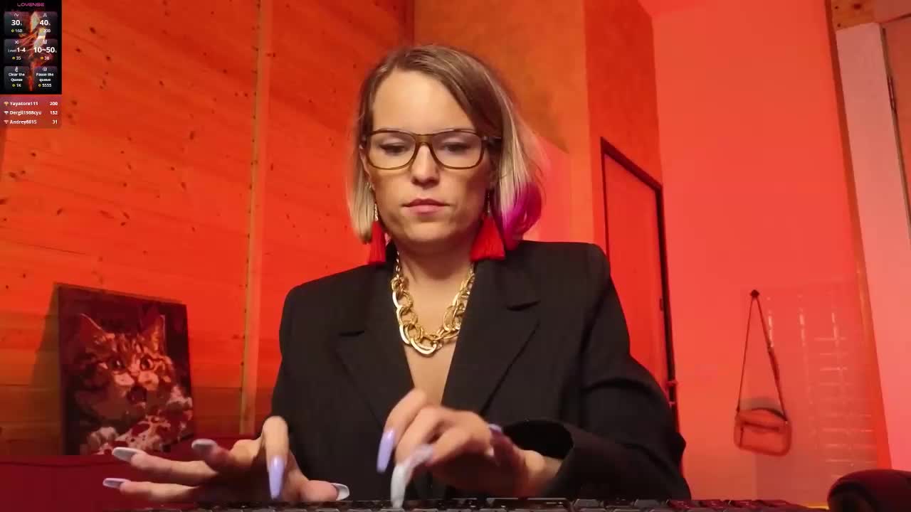 Findom_Lady_Shine Live Sex March 28, 2026