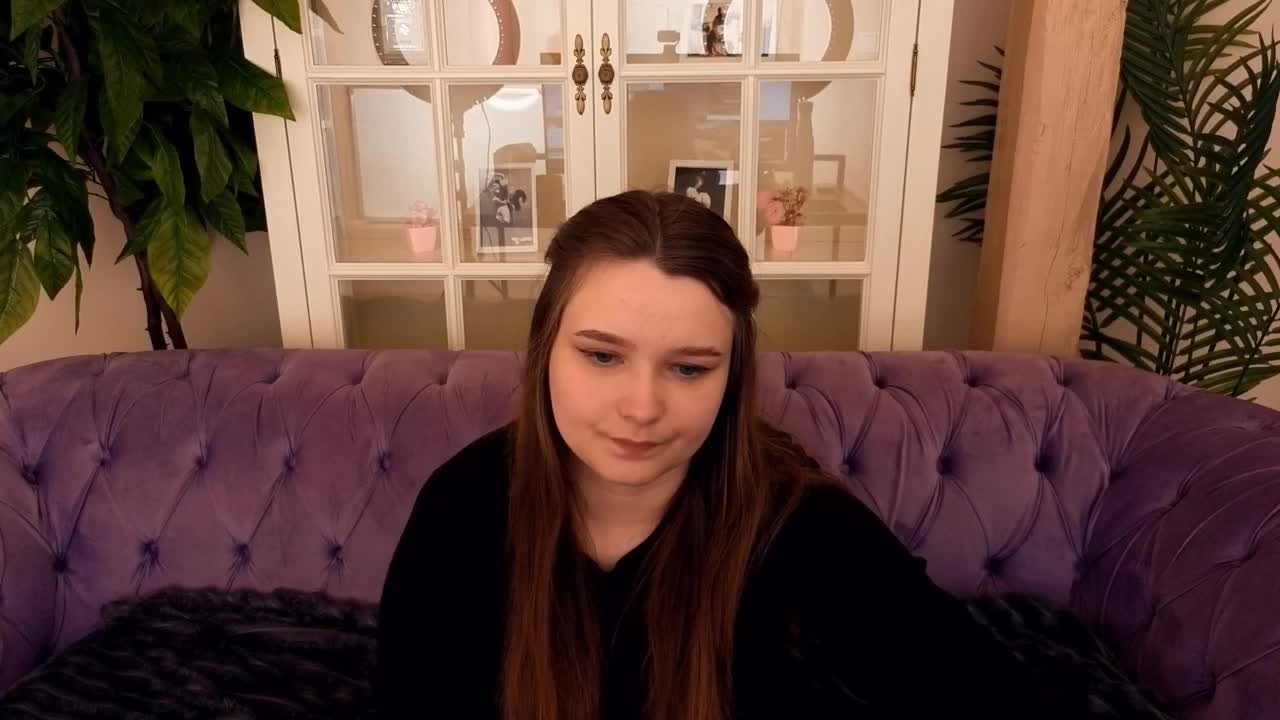 MagikPeachh Live Sex March 28, 2026