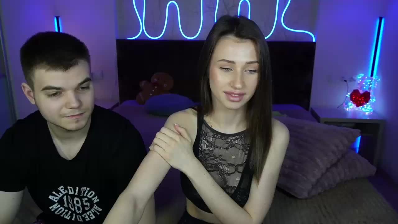 VikkiAndGeorge Live Sex March 28, 2026