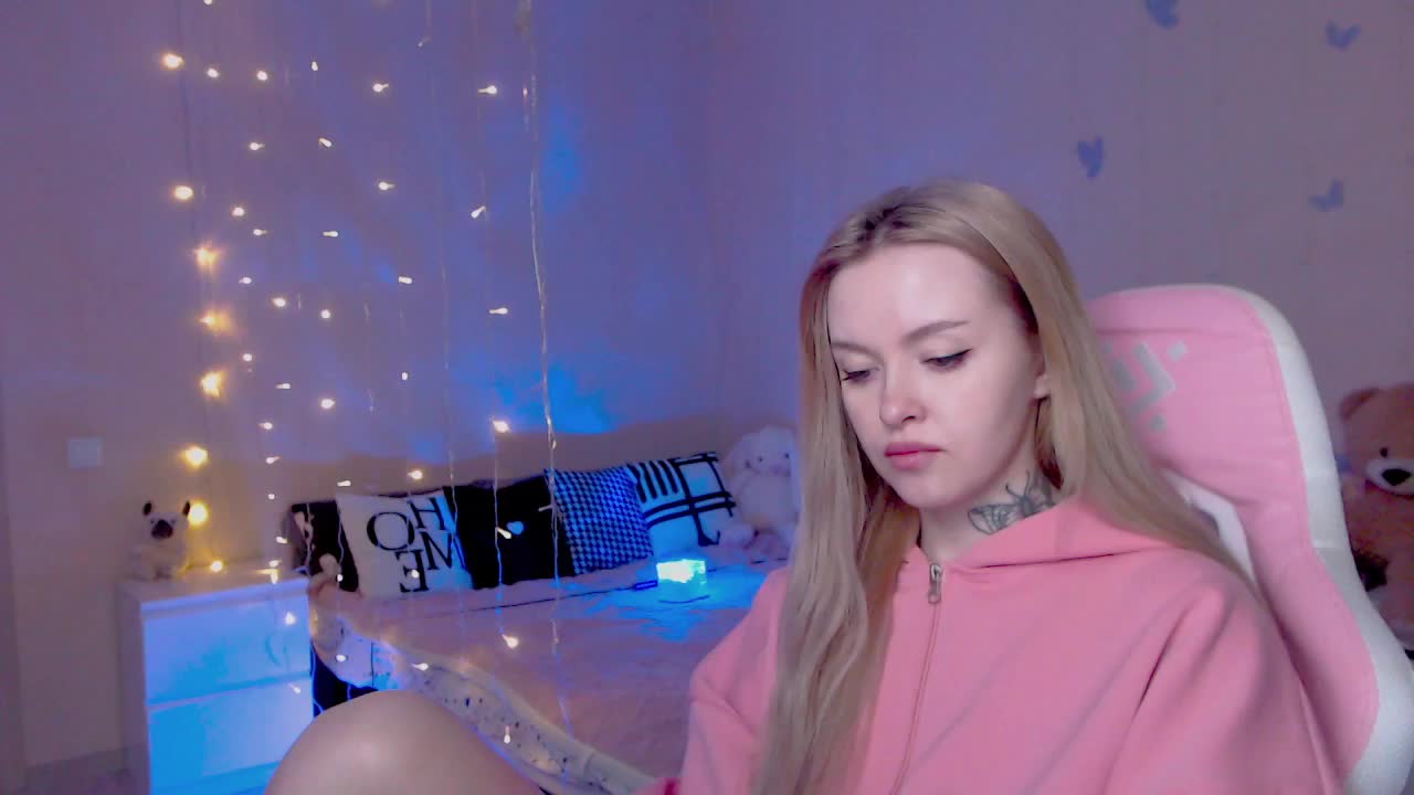 NaughtyMable Live Sex March 29, 2026