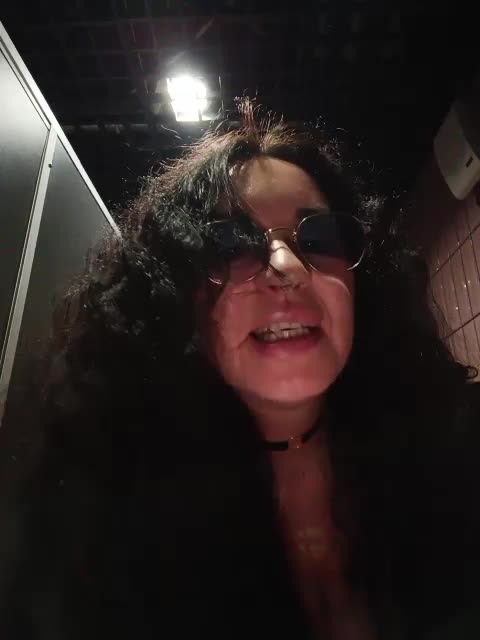 Annanas Live Sex March 29, 2026