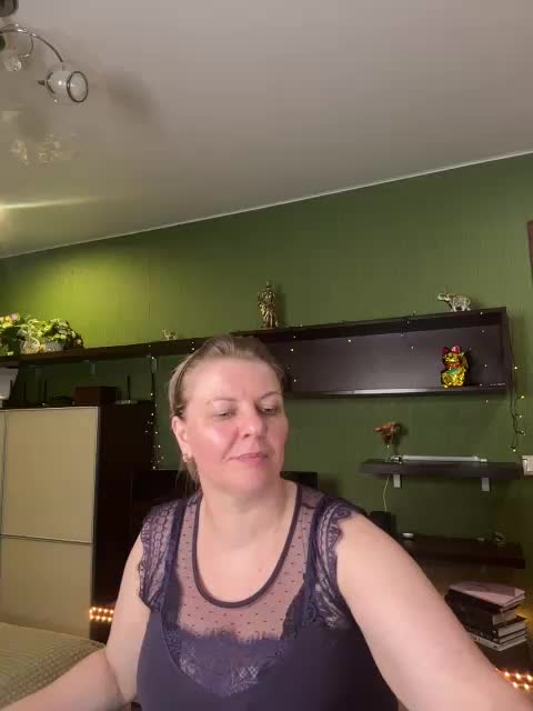 Veronika_Gold Live Sex March 29, 2026