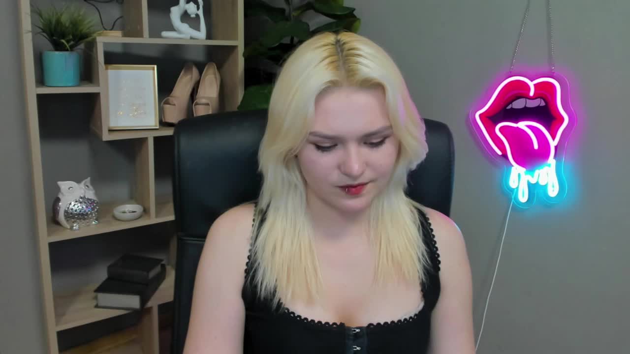 SweetLilyxo Live Sex March 30, 2026