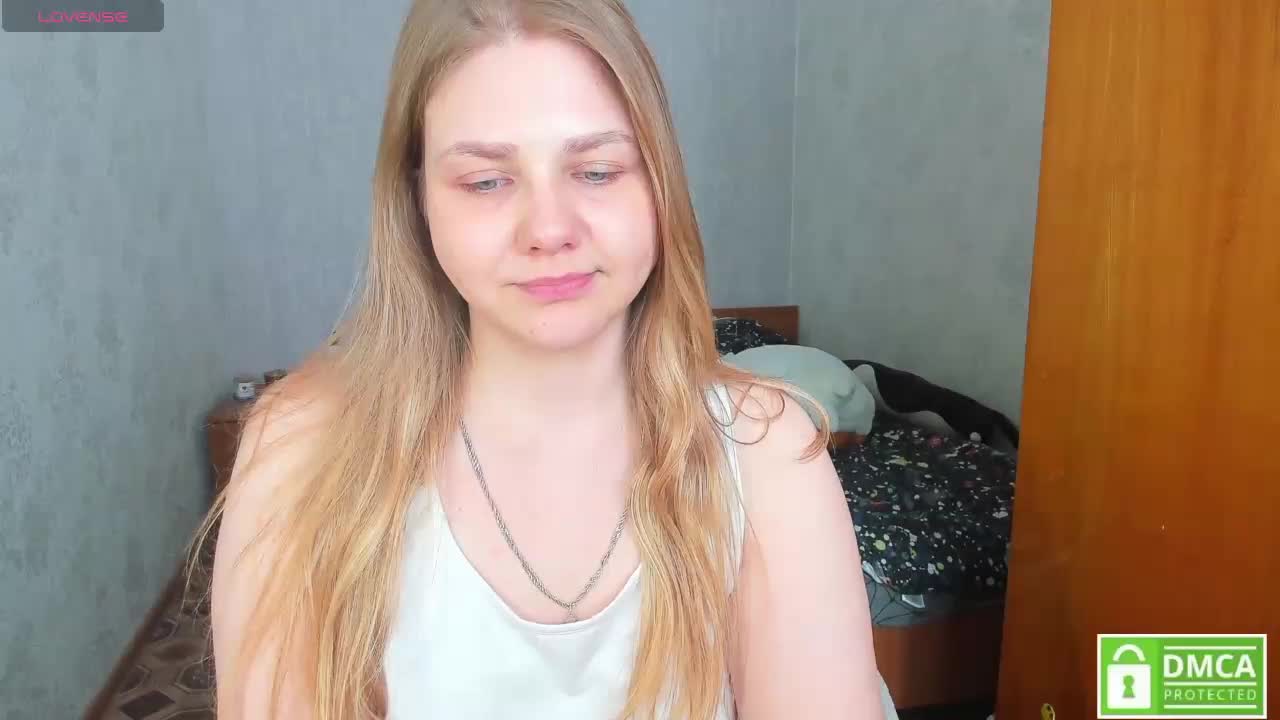 Emma-Frizea Live Sex March 31, 2026