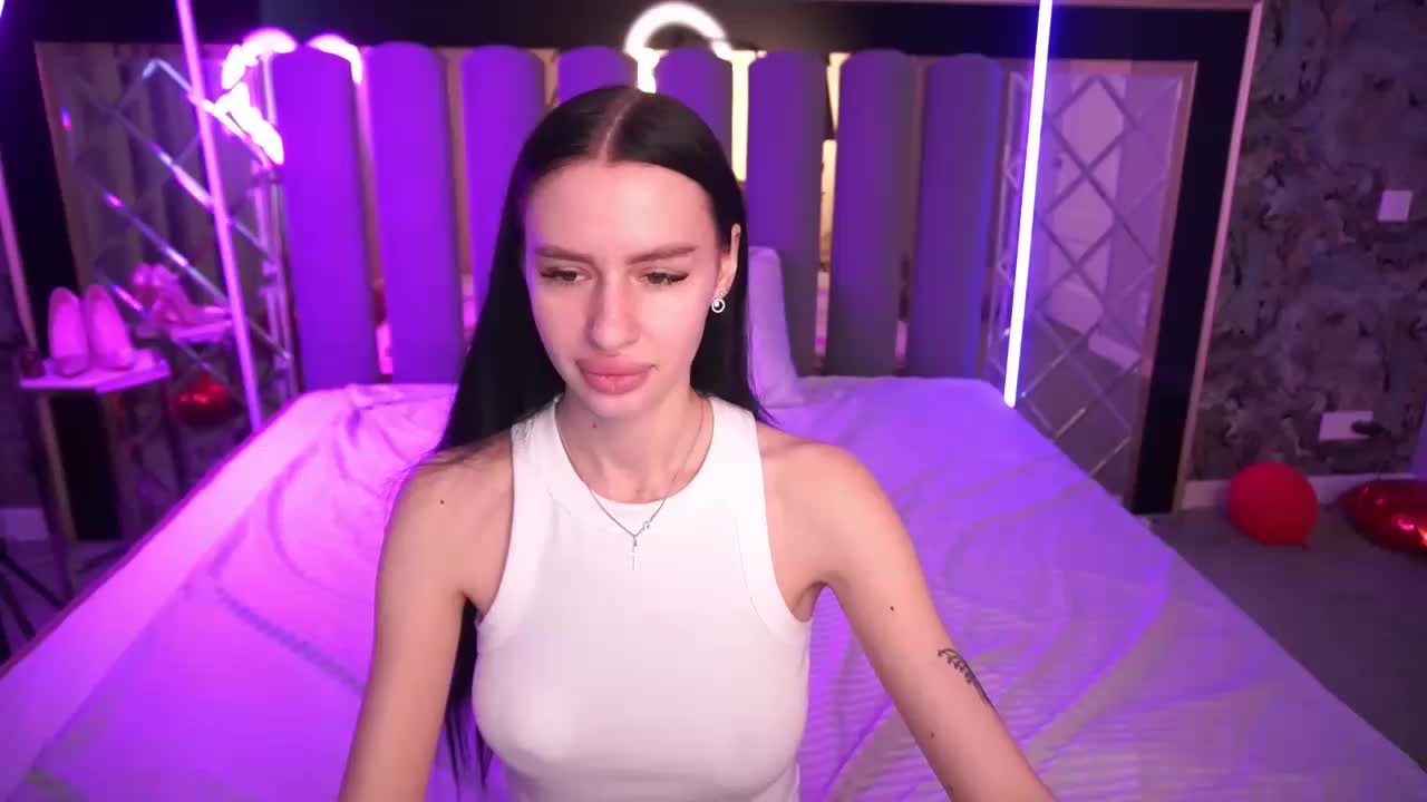 SnowWhiteee Live Sex March 31, 2026
