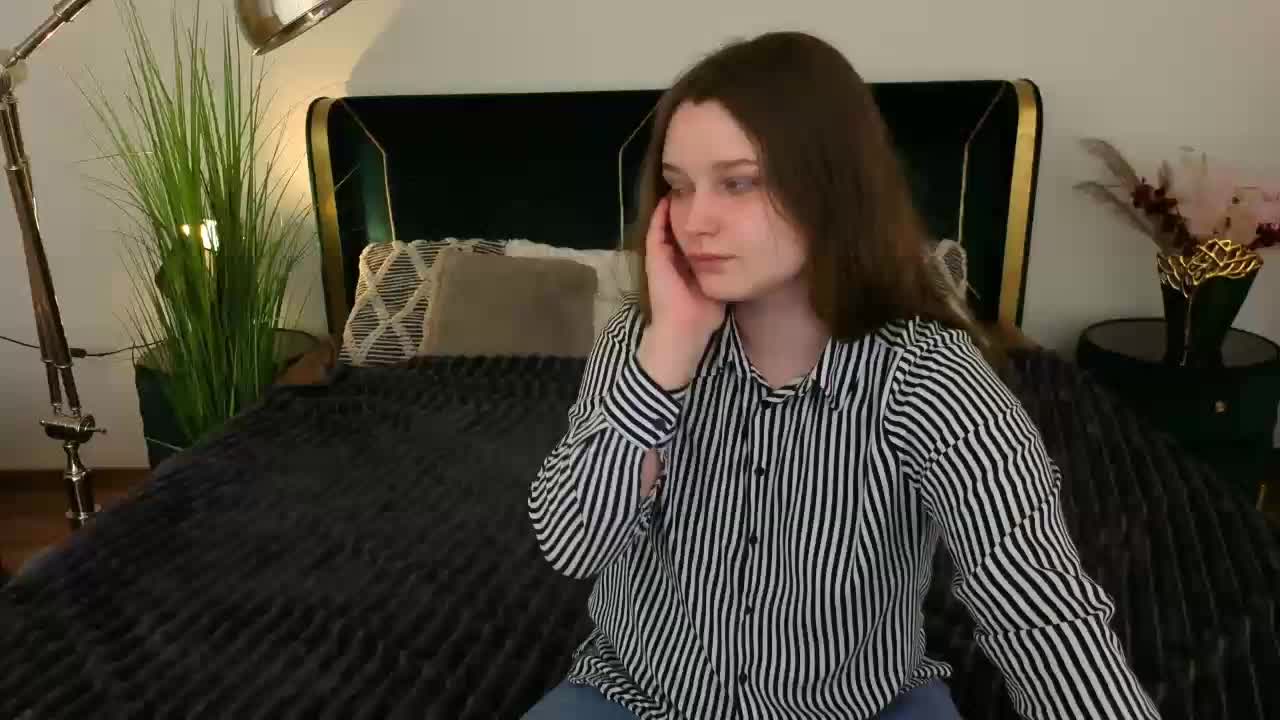 MagikPeachh Live Sex March 31, 2026