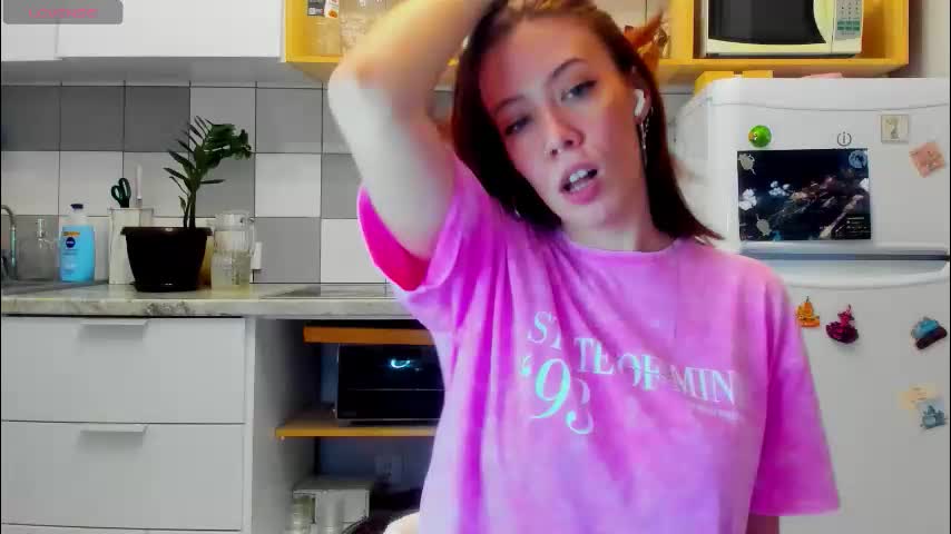 oops_britney Live Sex March 31, 2026