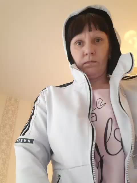 Zlykaa Live Sex April 1, 2026