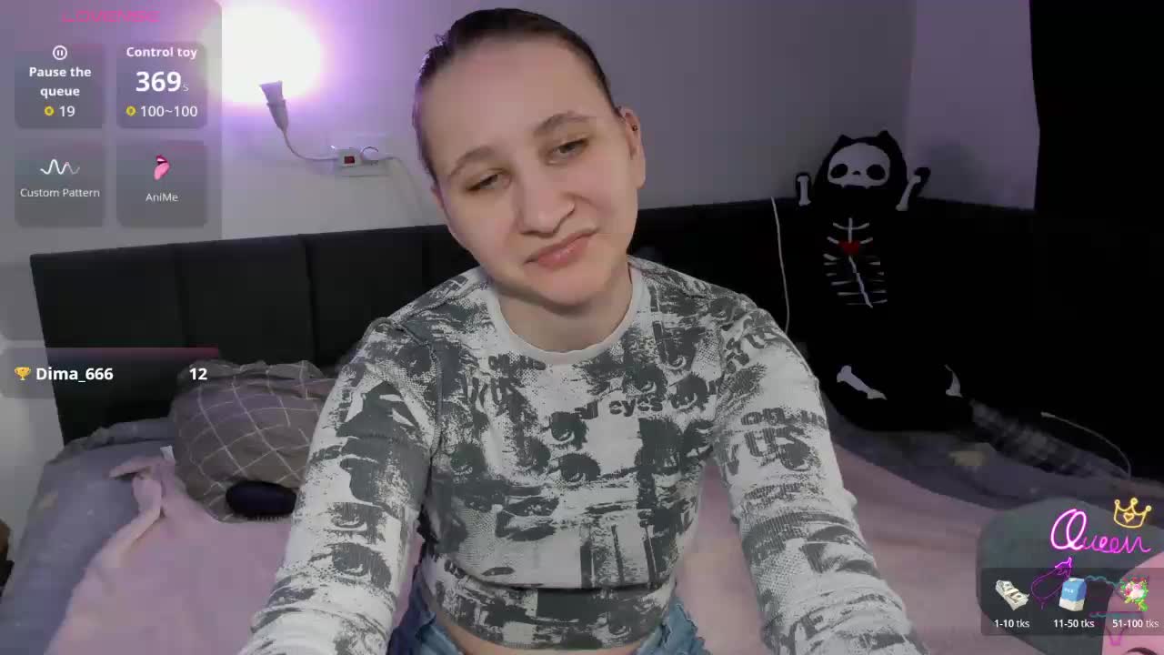 ChristyW3b Live Sex April 1, 2026