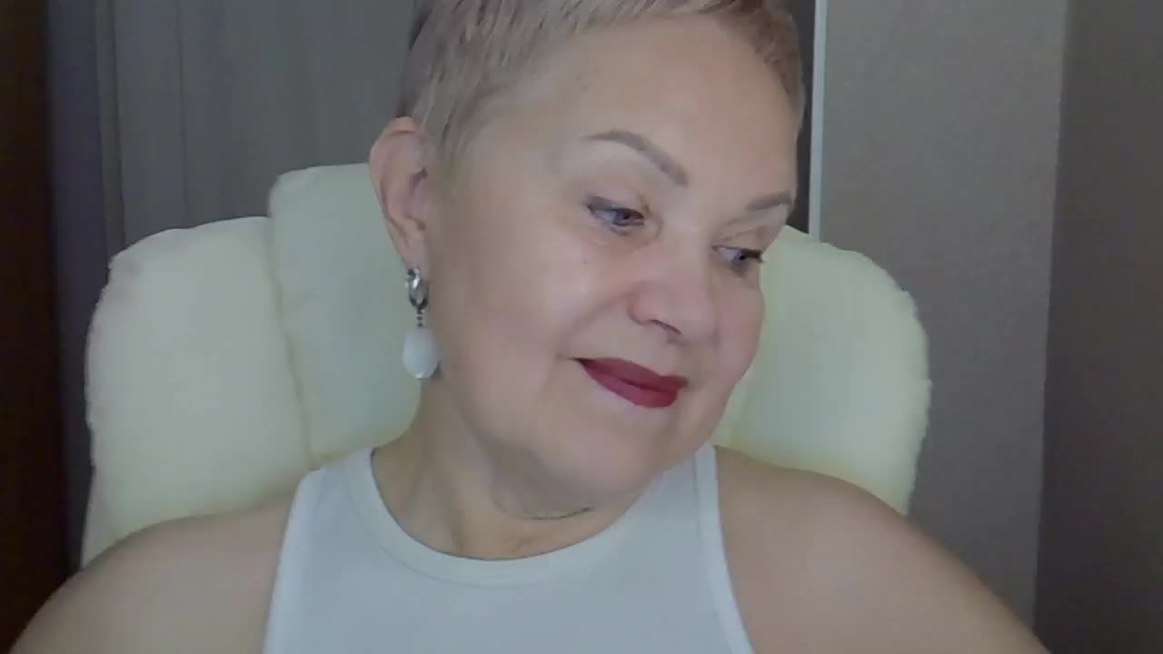 MadamMadam Live Sex April 1, 2026