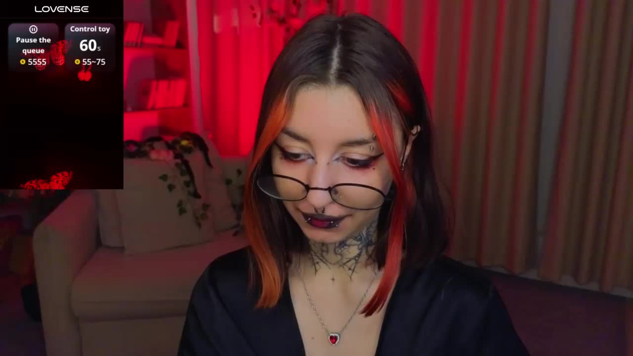 MistressMarcelline Live Sex April 1, 2026