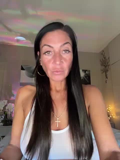 IrinkaGata Live Sex April 1, 2026