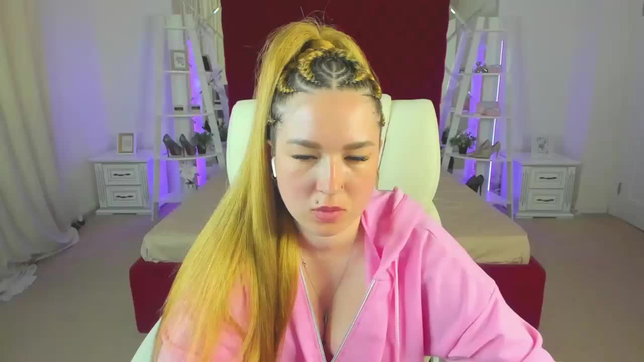 SofiiDarling Live Sex April 1, 2026