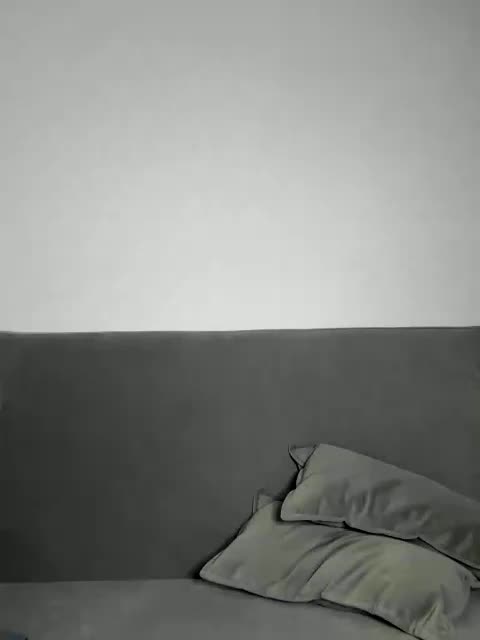-Valeria- Live Sex April 1, 2026