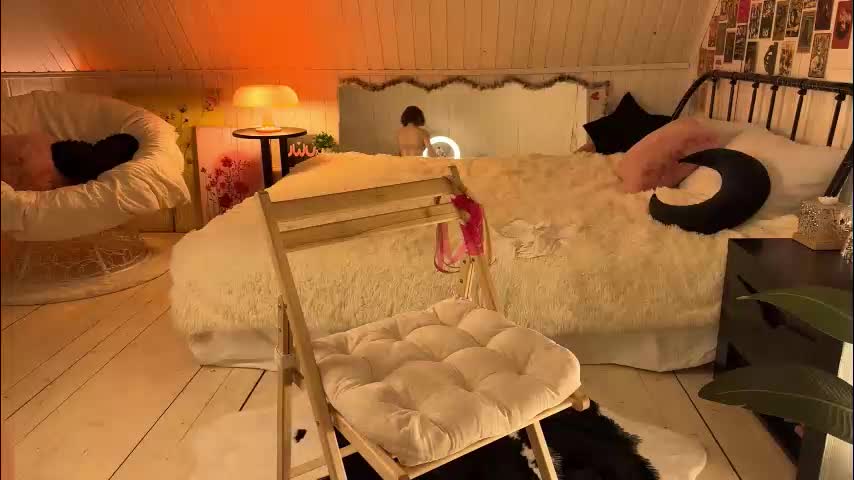 uwunikaa Live Sex April 1, 2026