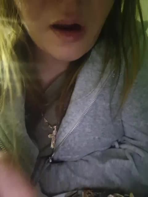 Kira183 Live Sex April 1, 2026