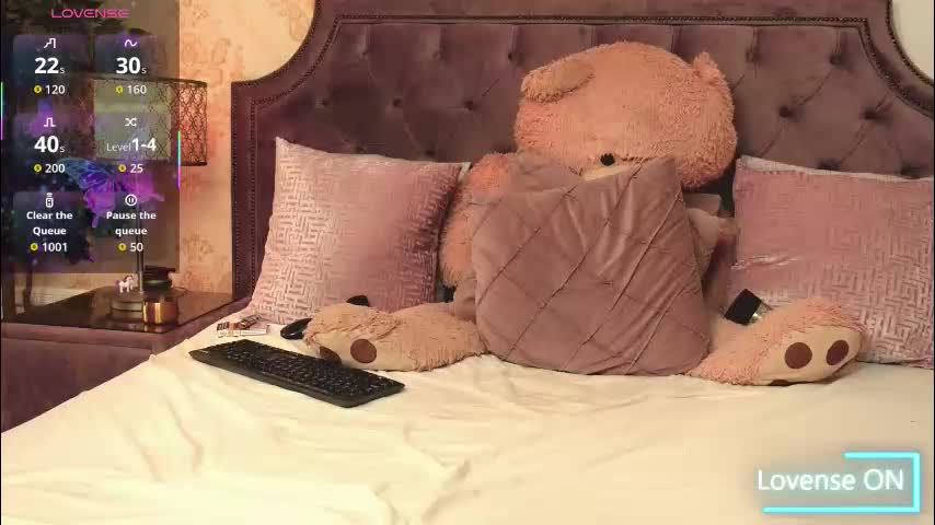 janedevines Live Sex April 1, 2026