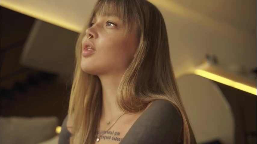 mileeena Live Sex April 1, 2026