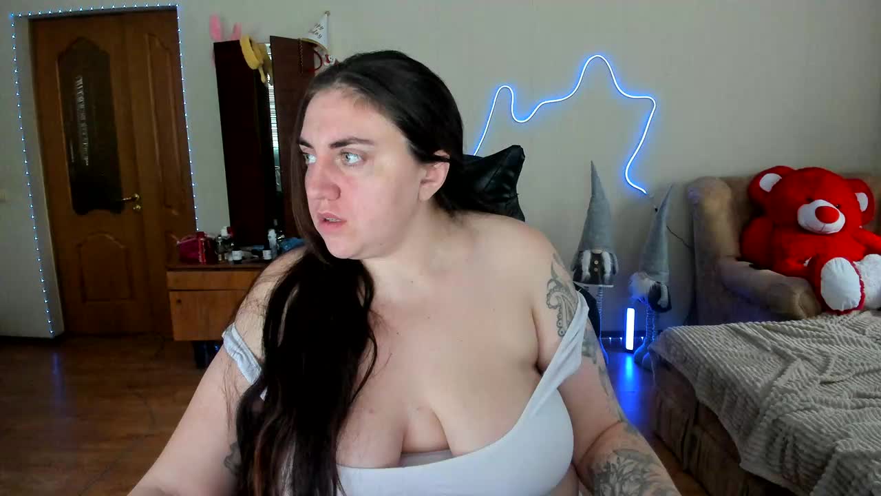 UkraineGirl Live Sex April 1, 2026