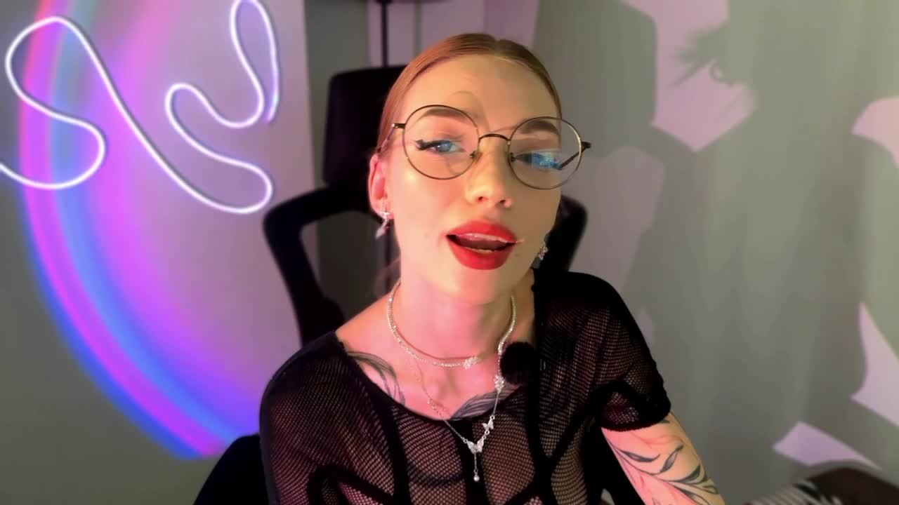 LinaVelle Live Sex April 2, 2026