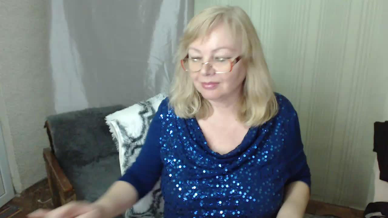 EvelynLoveShy Live Sex April 2, 2026