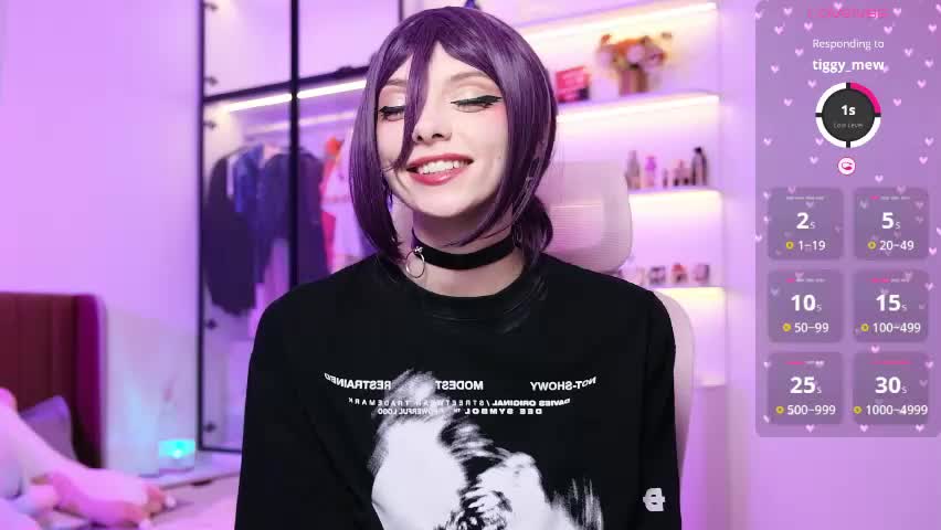 holliwould_ Live Sex April 2, 2026