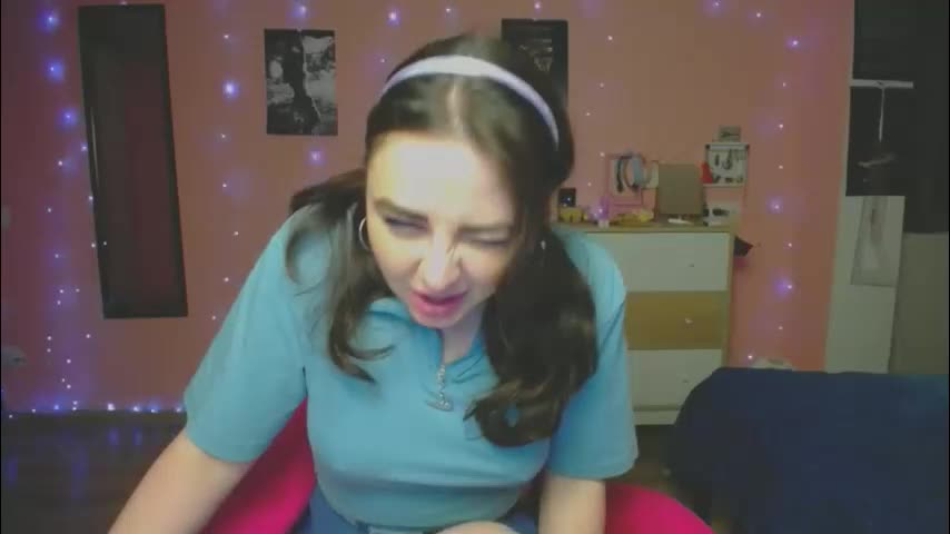 halleyg Live Sex April 2, 2026