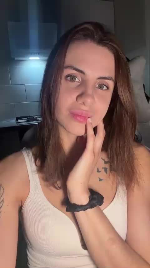 -EmilyJones- Live Sex April 2, 2026