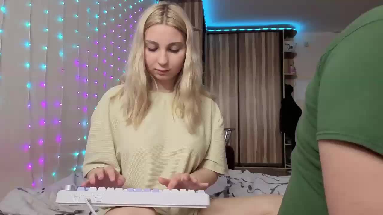 llolilove Live Sex April 2, 2026