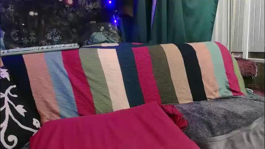 average_girl222 Live Sex April 2, 2026