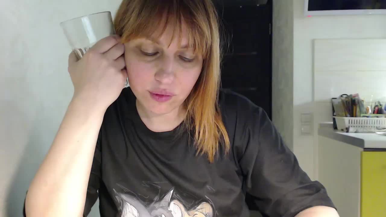 Karmella Live Sex April 2, 2026