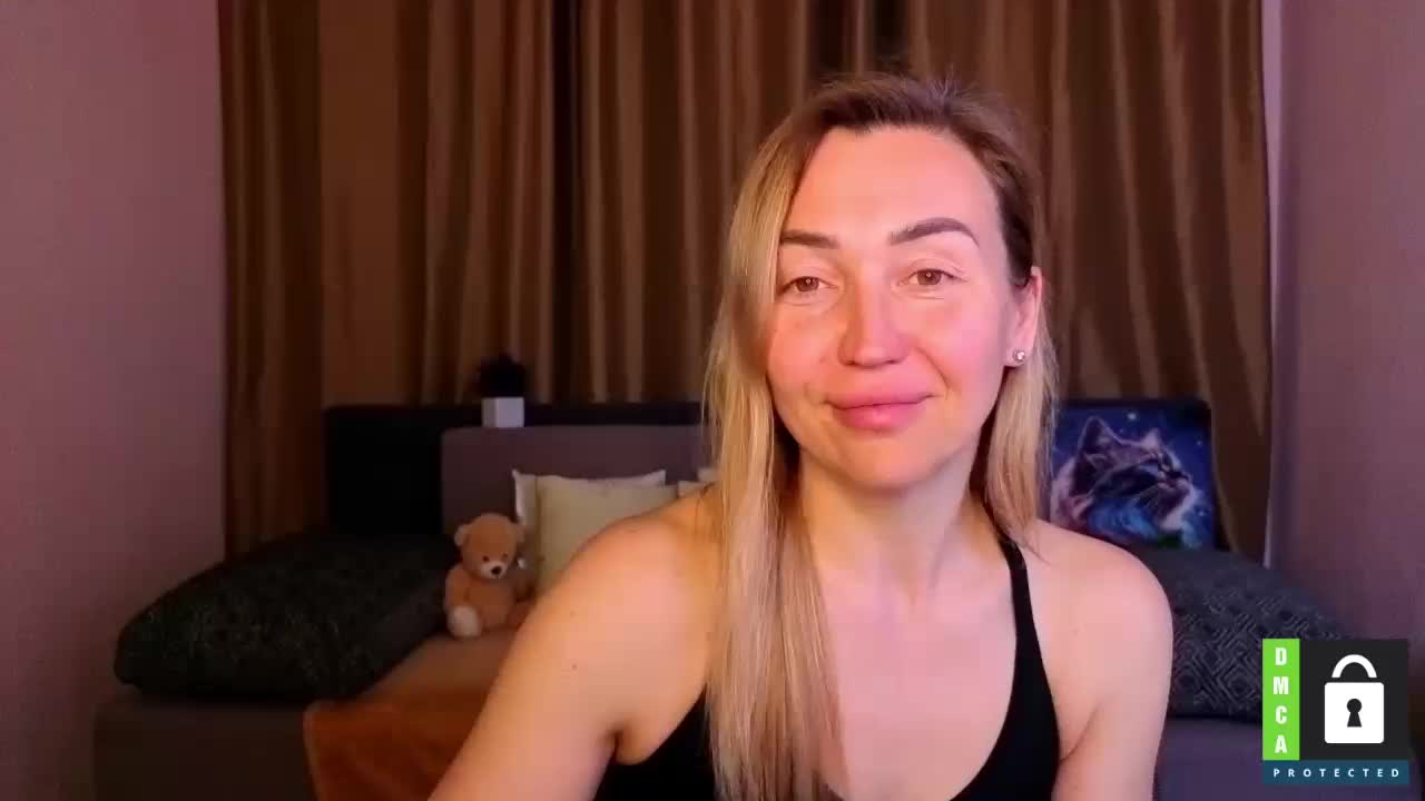 Jullyblondkiss Live Sex April 2, 2026