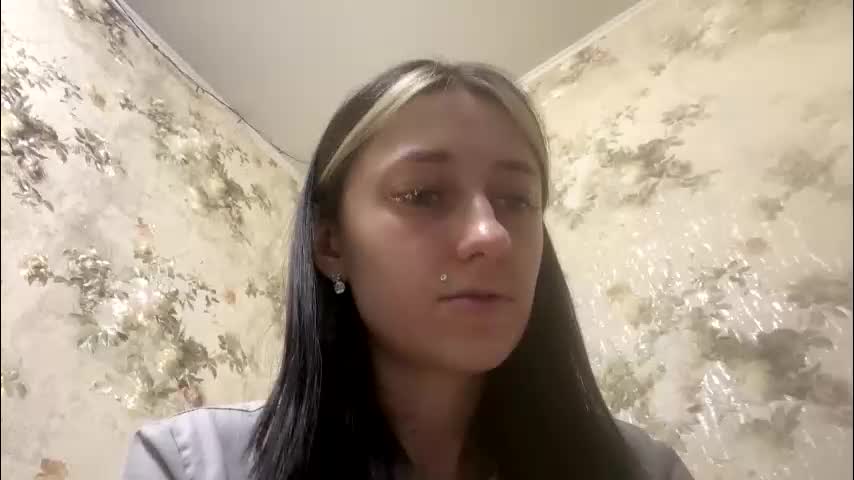 viktoria9898 Live Sex April 2, 2026
