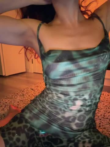 FeeBee Live Sex April 2, 2026