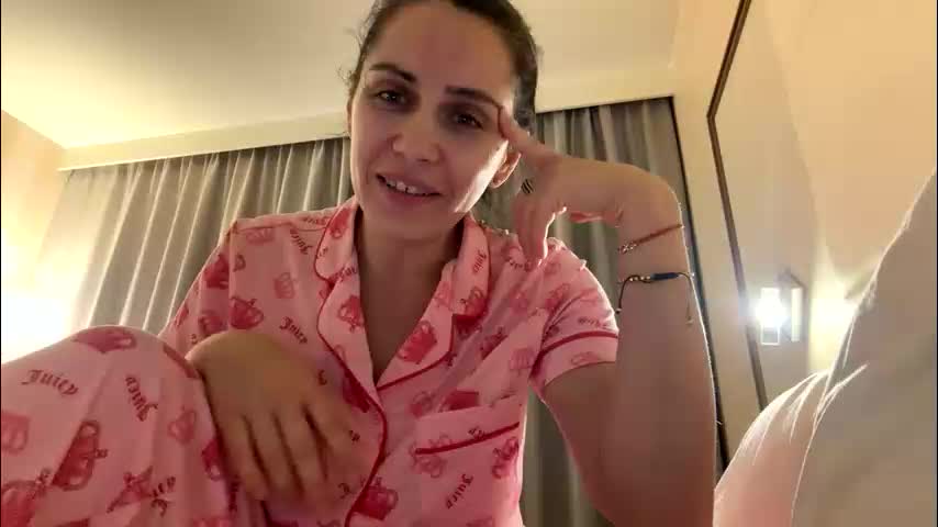 anna___25 Live Sex April 3, 2026