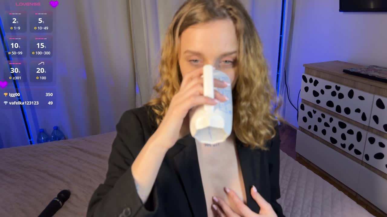 Mao-miu Live Sex April 3, 2026