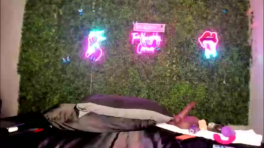 bigbuttsarena Live Sex April 3, 2026