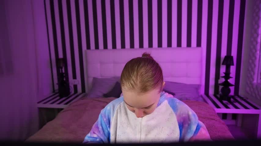 EmilySunshineS Live Sex April 3, 2026