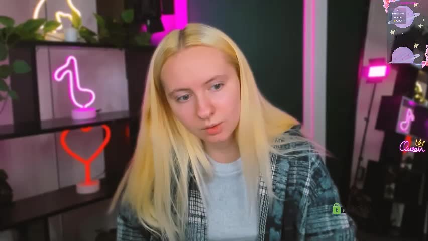 mila_glow Live Sex April 3, 2026